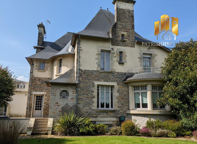 Manoir - 257 m² - 8 pièces