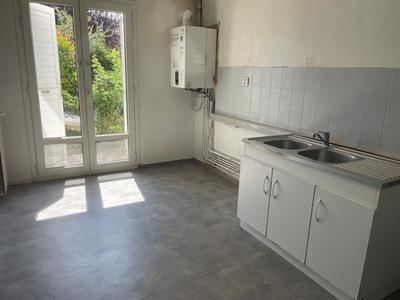 Maison - 121 m² - 6 pièces