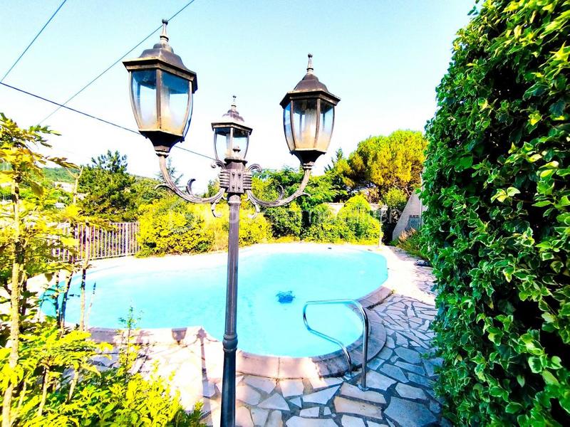 Villa - 158 m² - 6 pièces