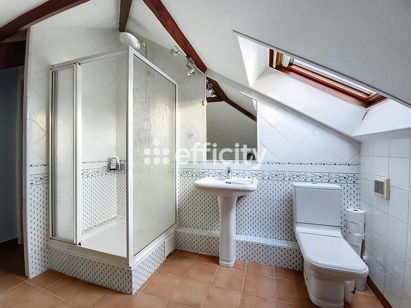 Pavillon - 145 m² - 6 pièces