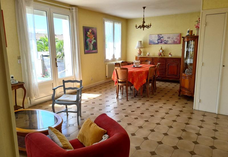 Maison traditionnelle - 81 m² - 4 pièces