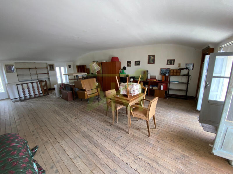 Maison - 131 m² - 7 pièces