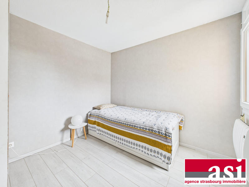 Appartement - 93 m² - 5 pièces