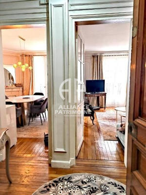 Appartement - 110 m² - 3 pièces