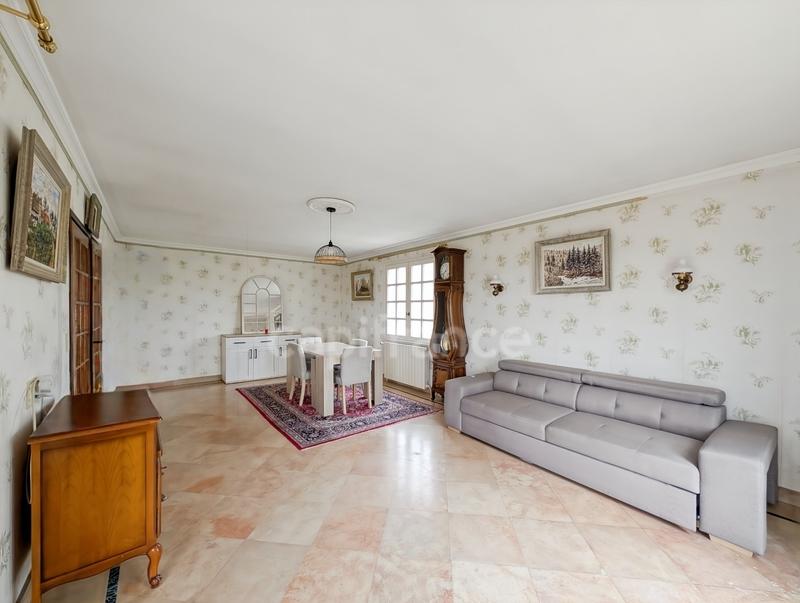 Maison - 110 m² - 5 pièces