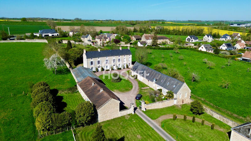 Immeuble - 257 m² - 28 pièces