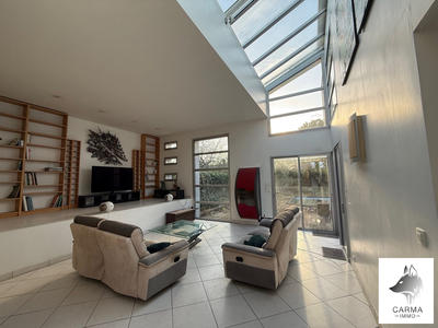 Maison ancienne - 223 m² - 7 pièces