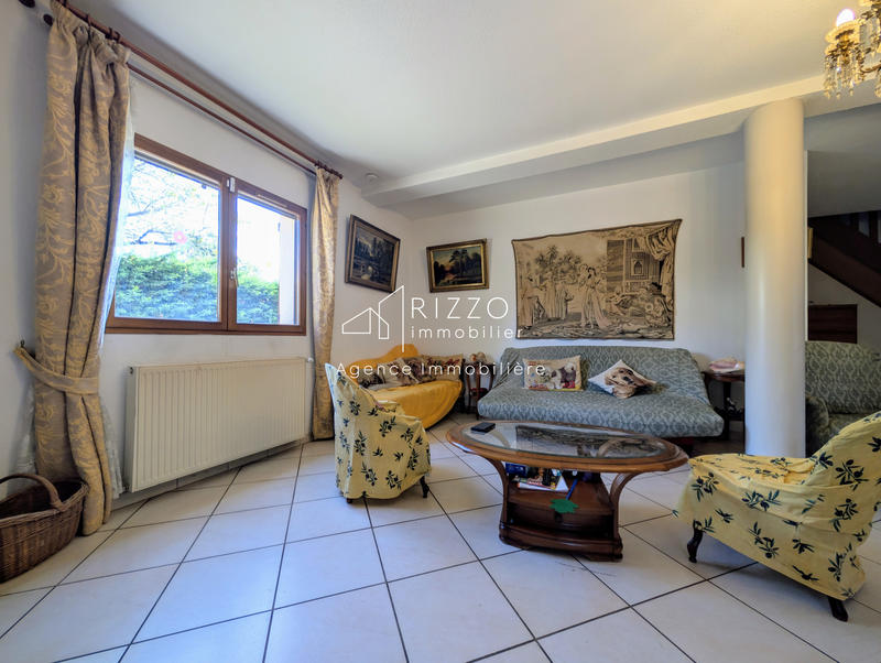 Maison - 165 m² - 6 pièces