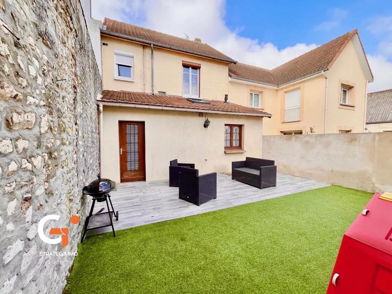 Maison de ville - 76 m² - 4 pièces