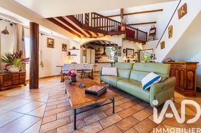 Maison - 152 m² - 5 pièces