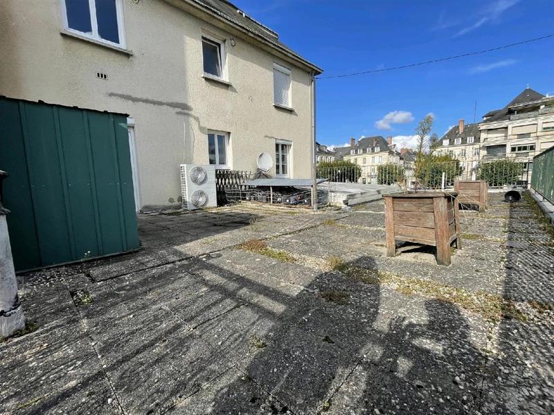 Immeuble - 223 m² - 8 pièces