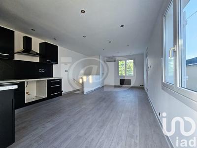 Maison - 67 m² - 3 pièces