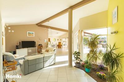 Maison d'architecte - 214 m² - 7 pièces