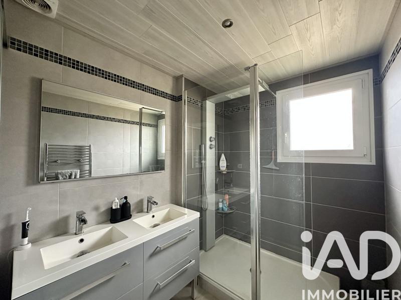 Maison - 92 m² - 5 pièces