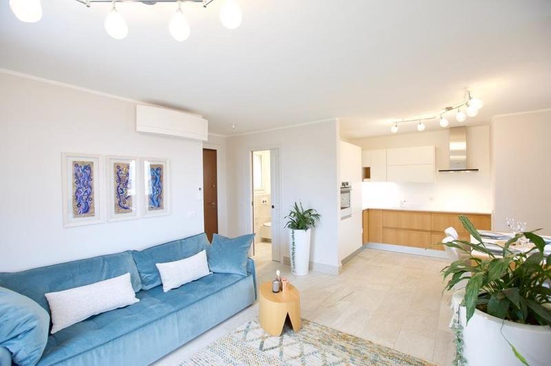 Maison - 211 m² - 8 pièces