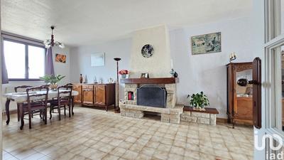 Maison - 142 m² - 5 pièces