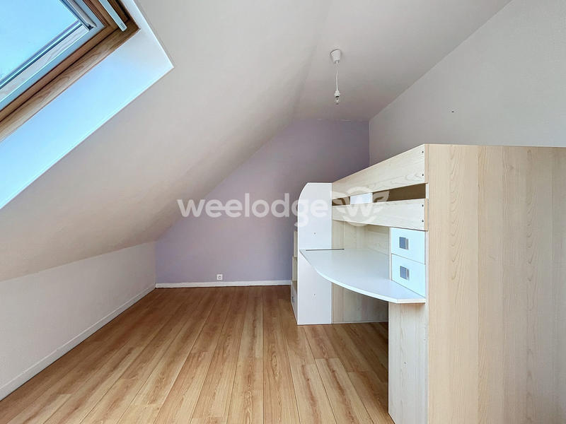 Maison - 145 m² - 7 pièces