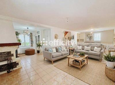 Pavillon - 140 m² - 7 pièces