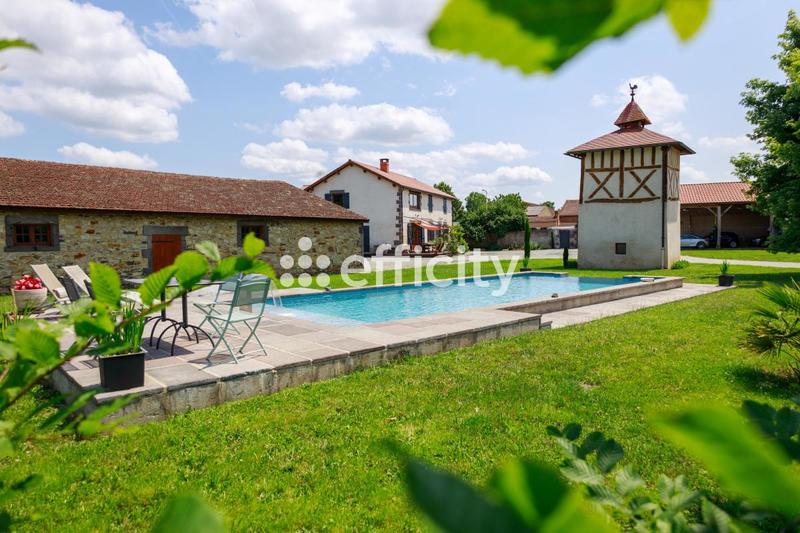 Maison - 306 m² - 8 pièces