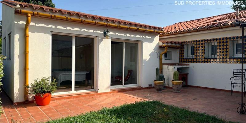 Mas - 214 m² - 8 pièces