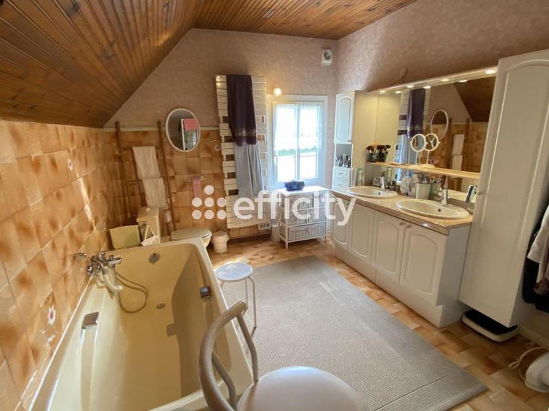 Maison de campagne - 260 m² - 7 pièces