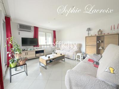 Appartement - 122 m² - 3 pièces