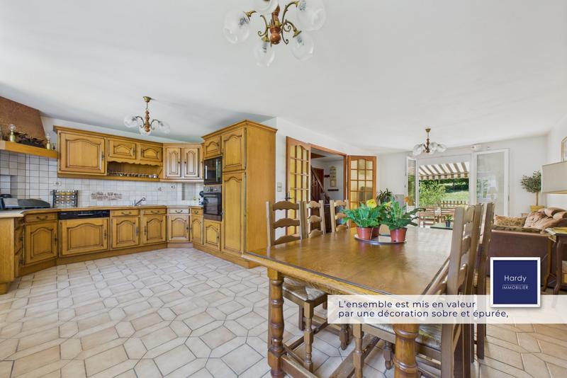 Maison - 91 m² - 5 pièces