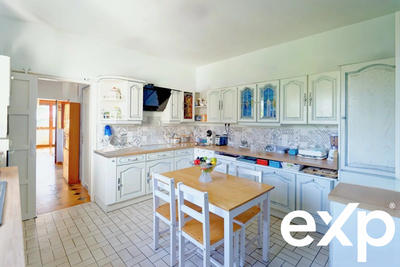 Maison - 151 m² - 6 pièces