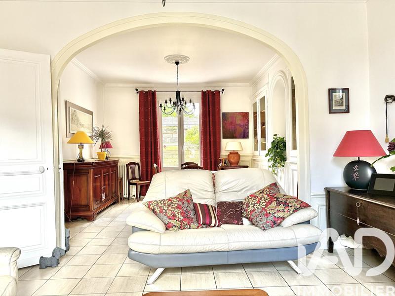 Maison de ville - 184 m² - 9 pièces