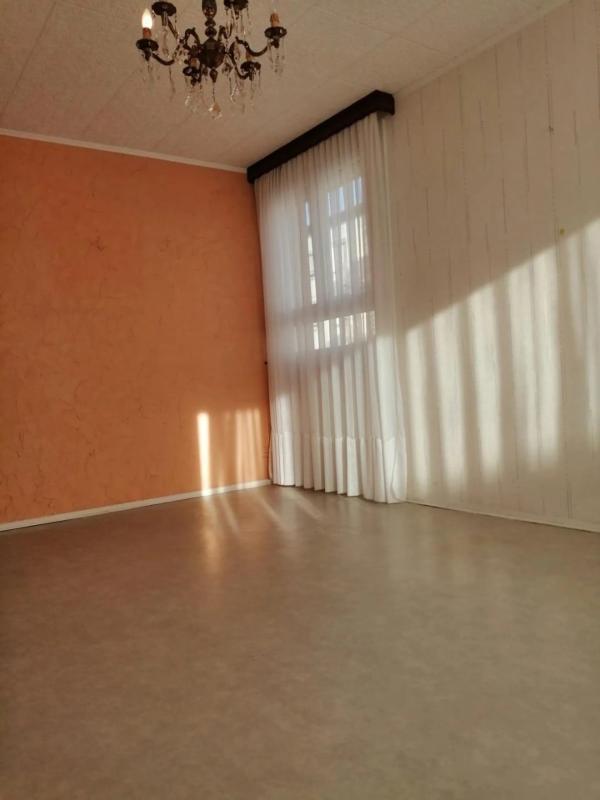 Appartement - 75 m² - 5 pièces