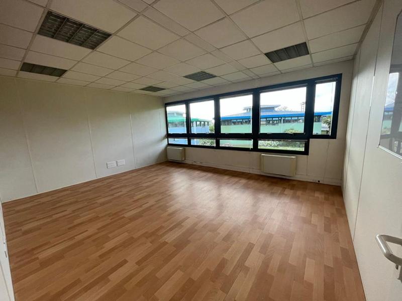 Bureau - 175 m²
