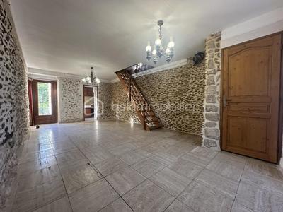 Maison - 83 m² - 4 pièces