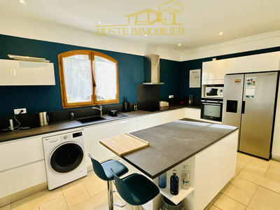 Maison - 165 m² - 5 pièces