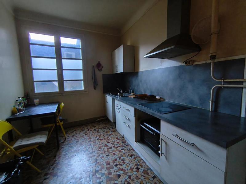 Appartement - 90 m² - 3 pièces