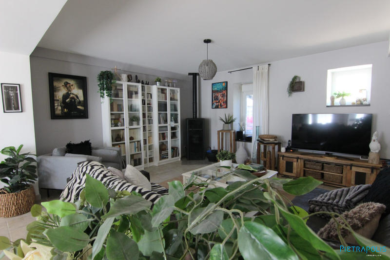 Maison traditionnelle - 122 m² - 4 pièces