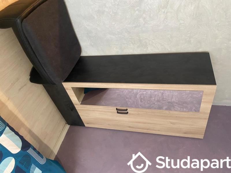 Chambre - 10 m² - 1 pièce