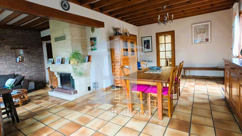 Maison - 208 m² - 5 pièces