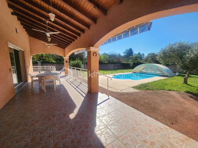 Villa - 174 m² - 7 pièces