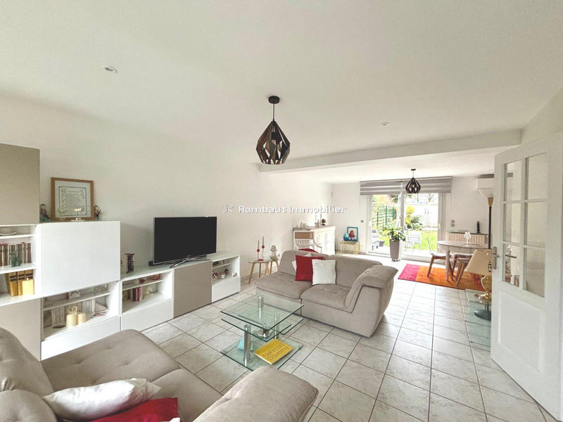 Maison - 137 m² - 6 pièces