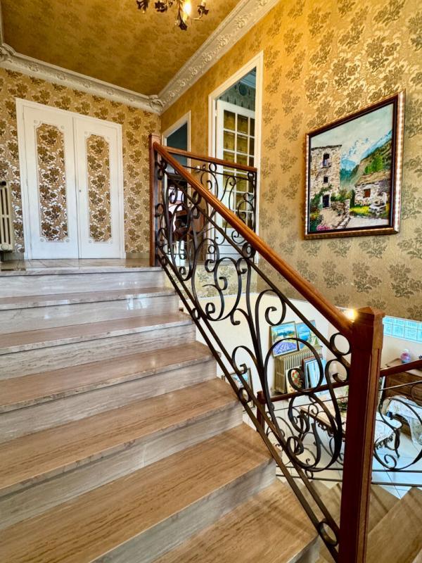 Maison - 174 m² - 6 pièces