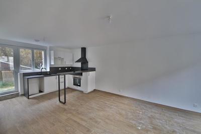 Maison de ville - 76 m² - 4 pièces