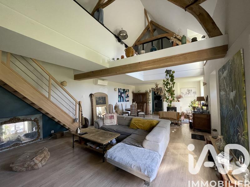 Maison - 189 m² - 6 pièces