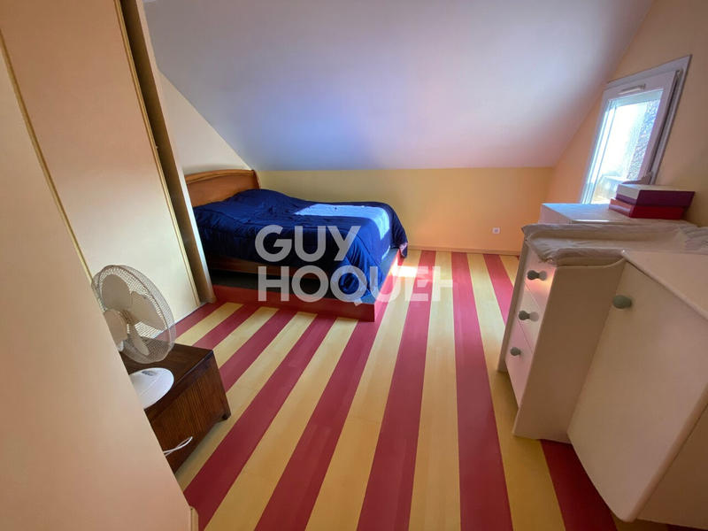 Maison - 140 m² - 8 pièces