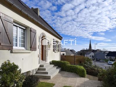 Maison - 102 m² - 6 pièces