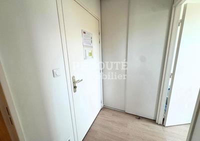 Studio - 28 m² - 1 pièce