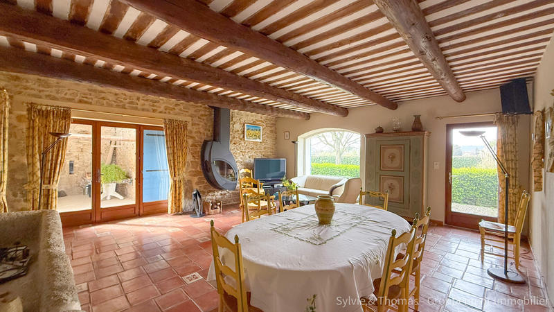 Mas - 264 m² - 8 pièces