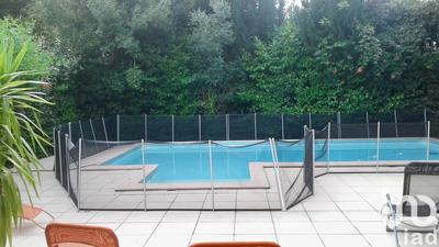 Maison - 260 m² - 9 pièces