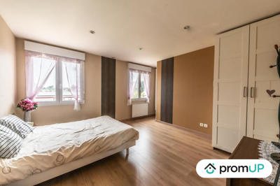 Villa - 151 m² - 6 pièces