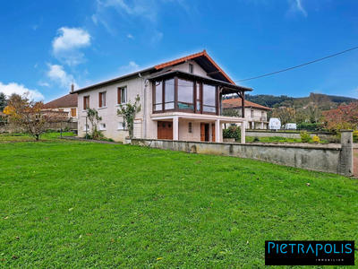 Maison - 102 m² - 5 pièces