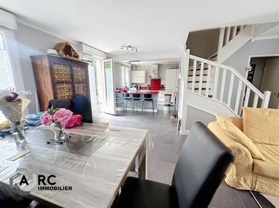 Maison - 114 m² - 5 pièces